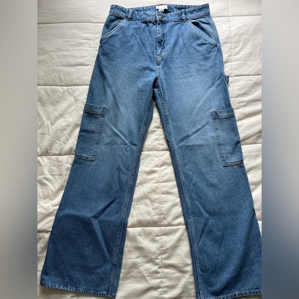 H&M Light Wash Cargo Jean
